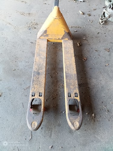 Jungheinrich pallet truck - jungheinrich,