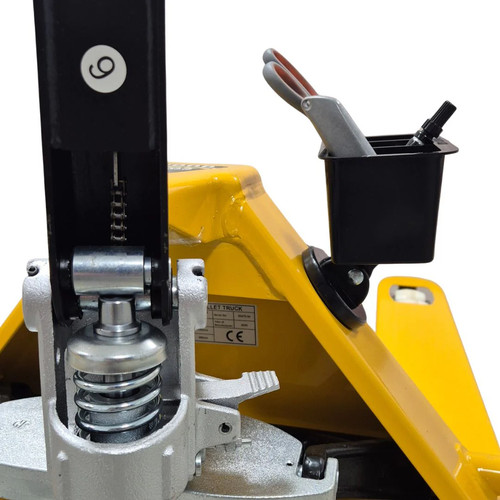 Pallet truck forklift storage - ,