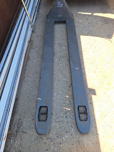 Pump truck extra long ton - pump,