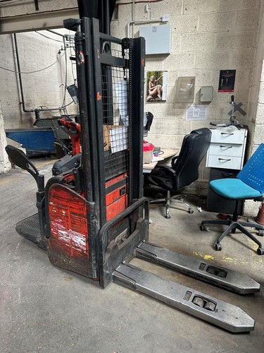 Lansing linde x372p - lansing, w4