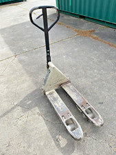 Pallet Truck Crown 2000kg