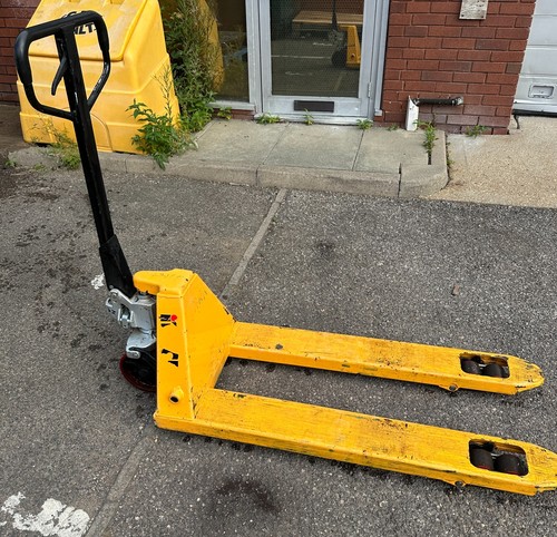 Heavy duty manual pallet - heavy,