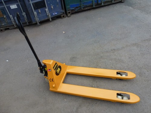 Ton new hand pallet truck - 2.5,